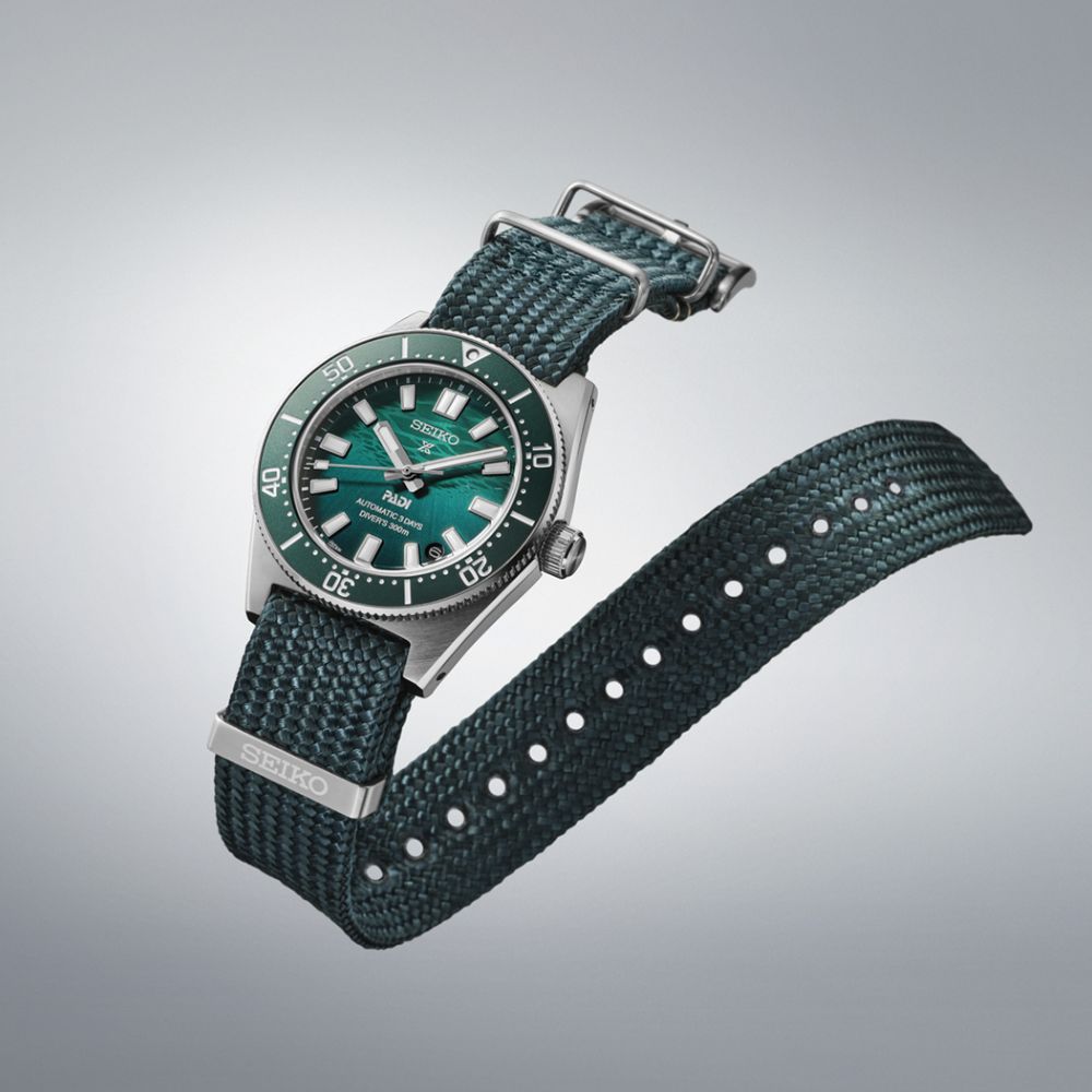 Seiko Prospex (Japan Made) PADI Automatic Diver's 1965 Heritage Special Edition Stainless Steel Band Watch SPB501J1